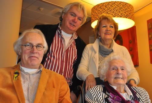 Elli 105 jaar met kinderen 10 februari 2015