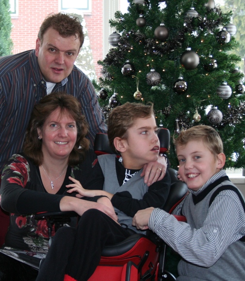 Kleinzoon Jan Willem met gezin kerst 2010